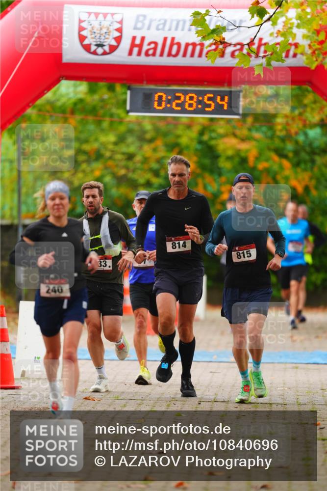11.10.2026 - Bramfelder Halbmarathon 2026 LAZAROV Photography http://msf.ph/oto/10840696 11.10.2026 09:58:52 Laufen 240, 0, 28, 54, 33, 814, 815 meine-sportfotos.de