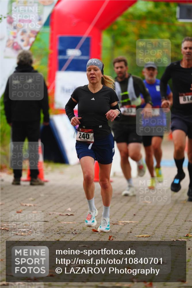 11.10.2026 - Bramfelder Halbmarathon 2026 LAZAROV Photography http://msf.ph/oto/10840701 11.10.2026 09:58:53 Laufen 240, 814 meine-sportfotos.de