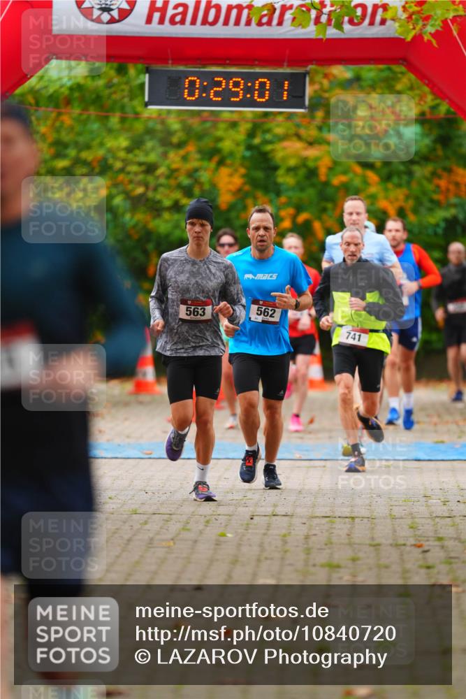 11.10.2026 - Bramfelder Halbmarathon 2026 LAZAROV Photography http://msf.ph/oto/10840720 11.10.2026 09:58:59 Laufen 10, 29, 01, 563, 562, 741 meine-sportfotos.de