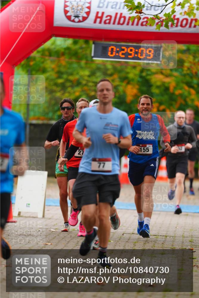 11.10.2026 - Bramfelder Halbmarathon 2026 LAZAROV Photography http://msf.ph/oto/10840730 11.10.2026 09:59:07 Laufen 0, 29, 09, 27, 77, 299, 155 meine-sportfotos.de