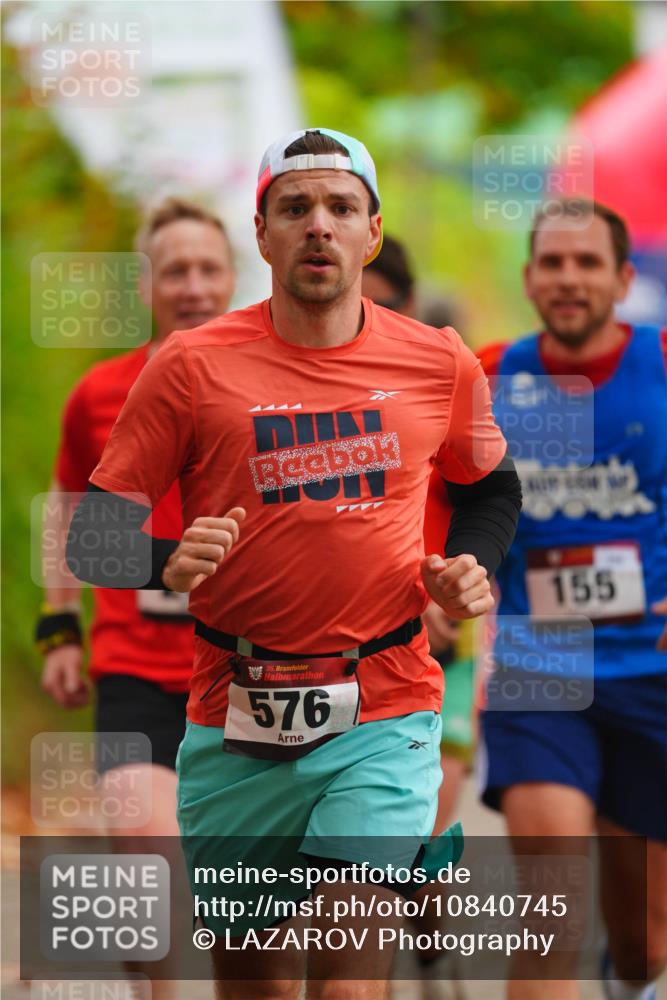 11.10.2026 - Bramfelder Halbmarathon 2026 LAZAROV Photography http://msf.ph/oto/10840745 11.10.2026 09:59:13 Laufen 35, 576, 155 meine-sportfotos.de
