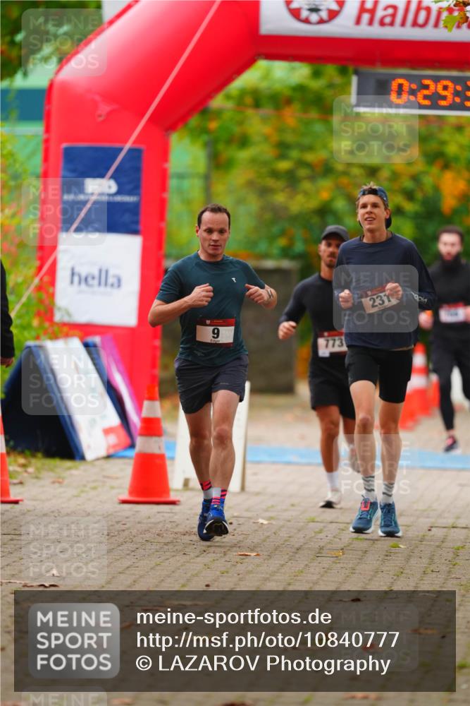 11.10.2026 - Bramfelder Halbmarathon 2026 LAZAROV Photography http://msf.ph/oto/10840777 11.10.2026 09:59:35 Laufen 8613, 0, 29, 9, 773, 231 meine-sportfotos.de