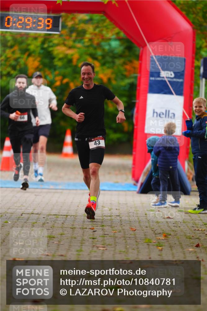 11.10.2026 - Bramfelder Halbmarathon 2026 LAZAROV Photography http://msf.ph/oto/10840781 11.10.2026 09:59:37 Laufen 0, 29, 39, 43 meine-sportfotos.de