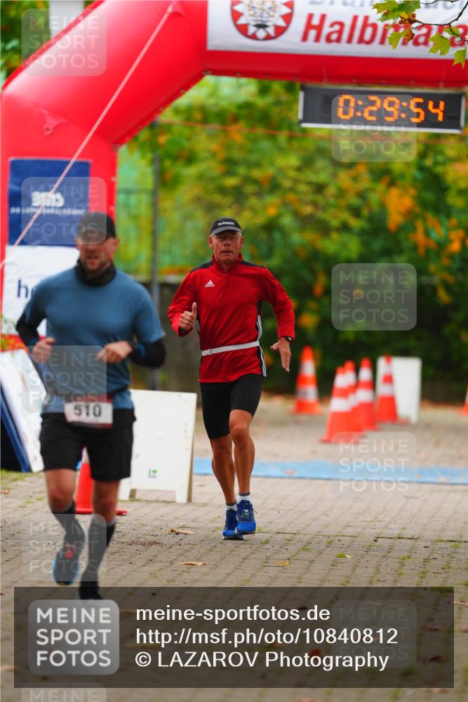 11.10.2026 - Bramfelder Halbmarathon 2026 LAZAROV Photography http://msf.ph/oto/10840812 11.10.2026 09:59:52 Laufen 510, 0, 29, 54 meine-sportfotos.de