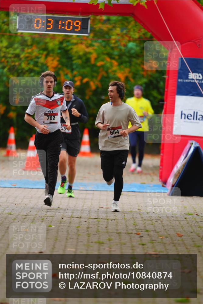 11.10.2026 - Bramfelder Halbmarathon 2026 LAZAROV Photography http://msf.ph/oto/10840874 11.10.2026 10:01:07 Laufen 0, 3, 1, 09, 1, 702, 55, 654 meine-sportfotos.de