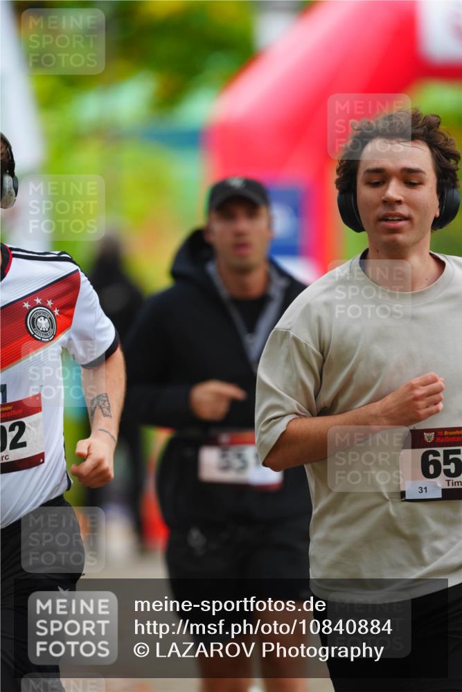 11.10.2026 - Bramfelder Halbmarathon 2026 LAZAROV Photography http://msf.ph/oto/10840884 11.10.2026 10:01:16 Laufen 02, 35, 65, 31 meine-sportfotos.de