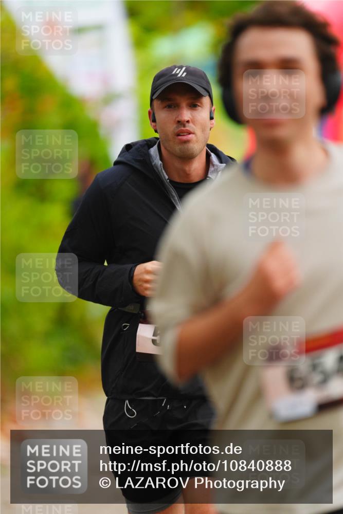 11.10.2026 - Bramfelder Halbmarathon 2026 LAZAROV Photography http://msf.ph/oto/10840888 11.10.2026 10:01:18 Laufen 654 meine-sportfotos.de
