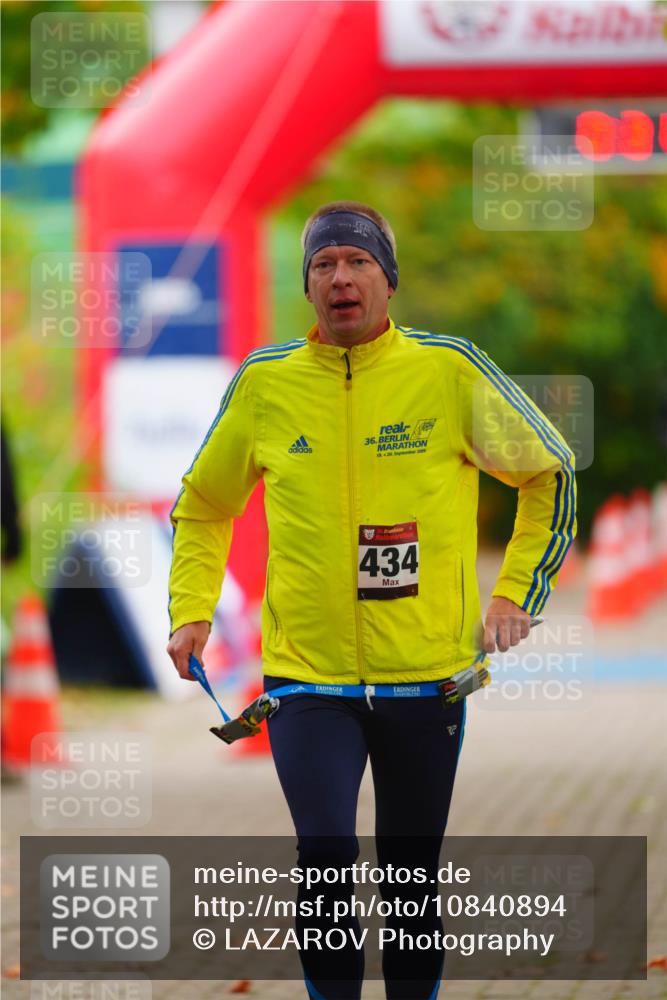 11.10.2026 - Bramfelder Halbmarathon 2026 LAZAROV Photography http://msf.ph/oto/10840894 11.10.2026 10:01:21 Laufen 36, 19, 20, 2009, 434 meine-sportfotos.de
