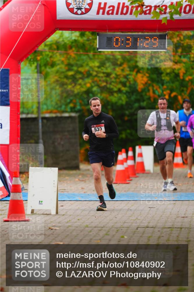 11.10.2026 - Bramfelder Halbmarathon 2026 LAZAROV Photography http://msf.ph/oto/10840902 11.10.2026 10:01:27 Laufen 10, 31, 29, 530 meine-sportfotos.de
