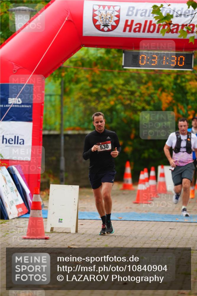 11.10.2026 - Bramfelder Halbmarathon 2026 LAZAROV Photography http://msf.ph/oto/10840904 11.10.2026 10:01:28 Laufen 530, 0, 3, 1, 30 meine-sportfotos.de