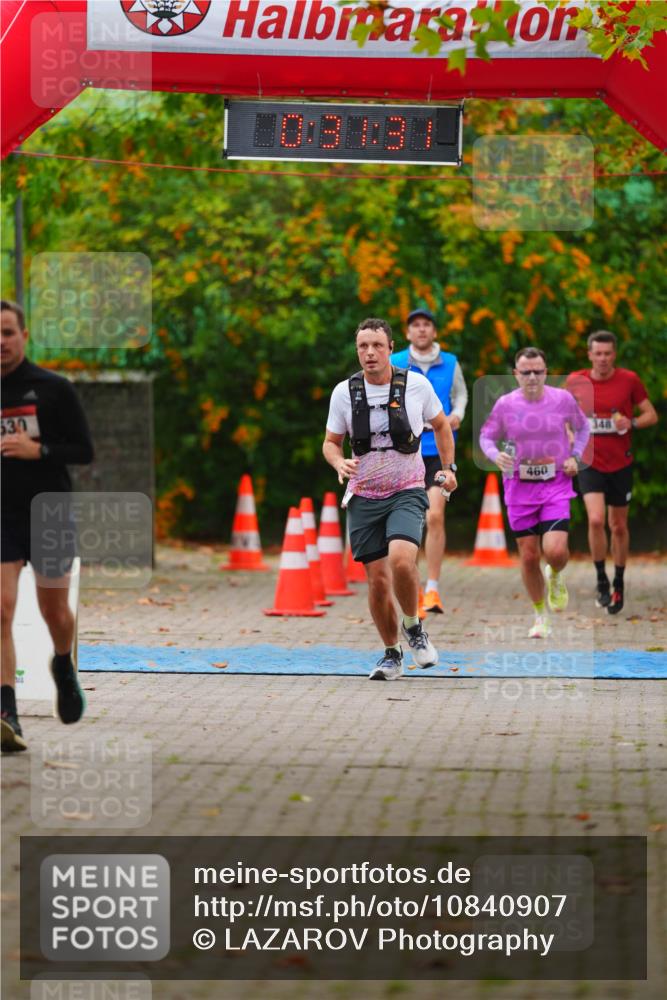 11.10.2026 - Bramfelder Halbmarathon 2026 LAZAROV Photography http://msf.ph/oto/10840907 11.10.2026 10:01:29 Laufen 530, 460, 348 meine-sportfotos.de