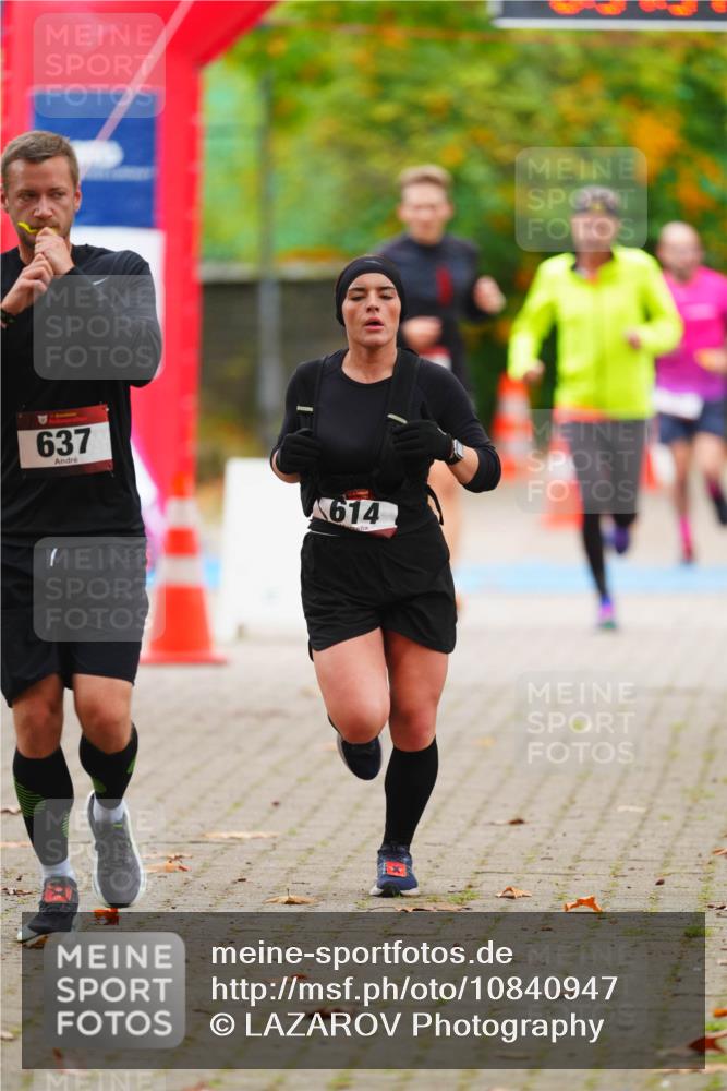 11.10.2026 - Bramfelder Halbmarathon 2026 LAZAROV Photography http://msf.ph/oto/10840947 11.10.2026 10:01:55 Laufen 637, 614 meine-sportfotos.de