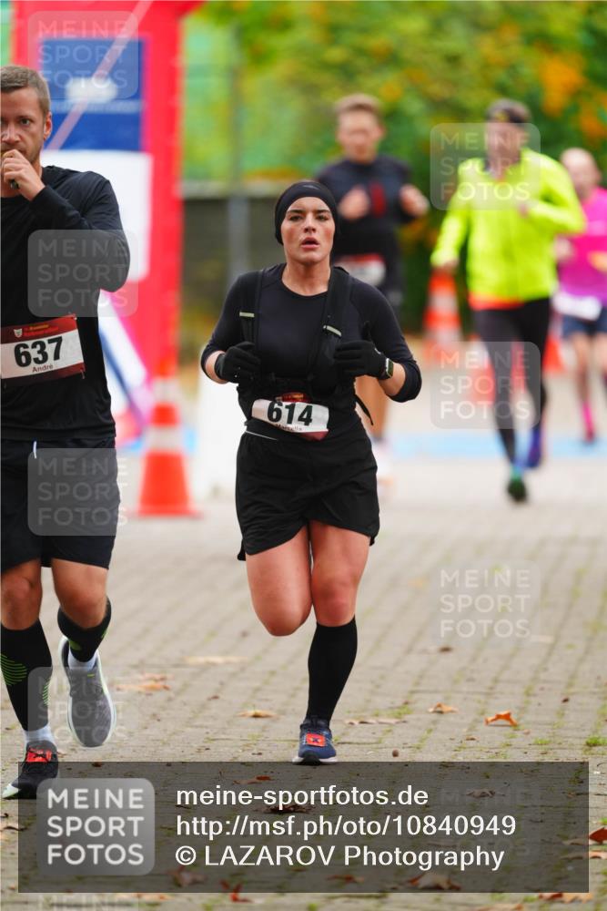 11.10.2026 - Bramfelder Halbmarathon 2026 LAZAROV Photography http://msf.ph/oto/10840949 11.10.2026 10:01:56 Laufen 637, 614 meine-sportfotos.de