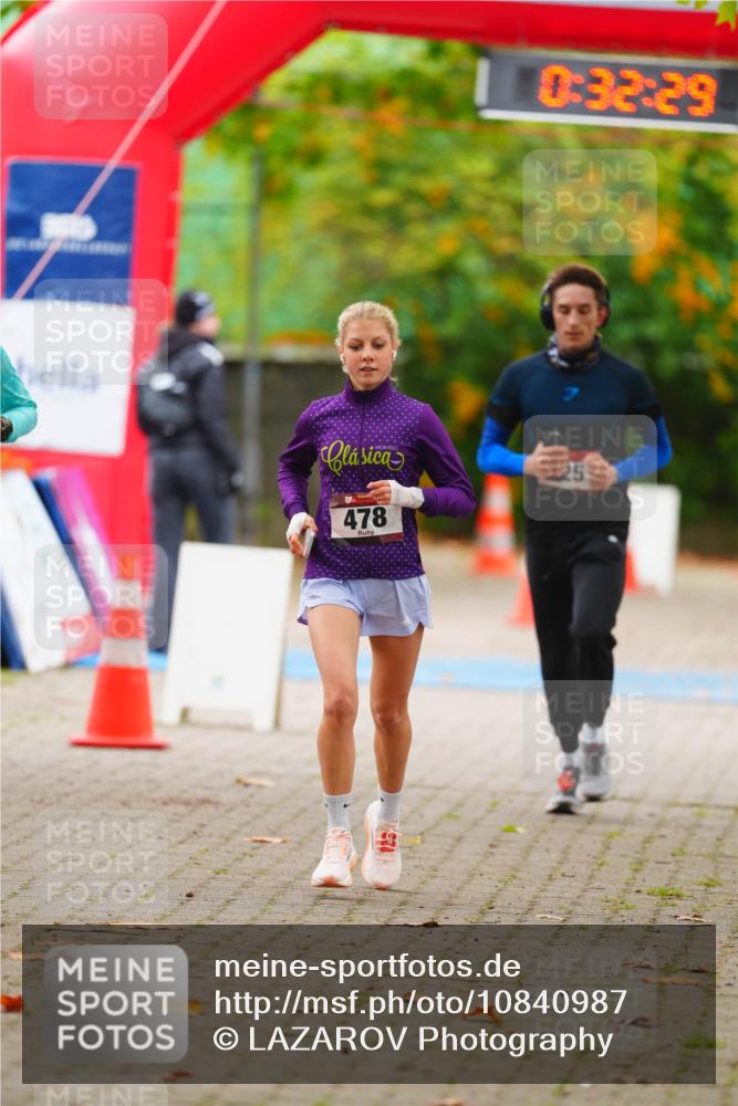 11.10.2026 - Bramfelder Halbmarathon 2026 LAZAROV Photography http://msf.ph/oto/10840987 11.10.2026 10:02:27 Laufen 478, 0, 32, 29 meine-sportfotos.de