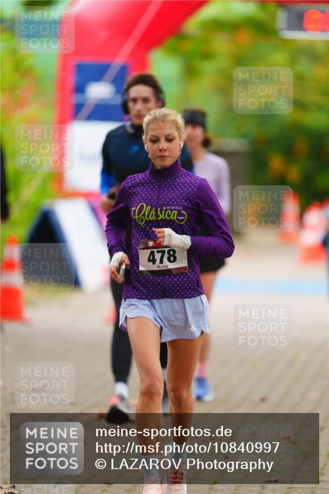 11.10.2026 - Bramfelder Halbmarathon 2026 LAZAROV Photography http://msf.ph/oto/10840997 11.10.2026 10:02:30 Laufen 478 meine-sportfotos.de
