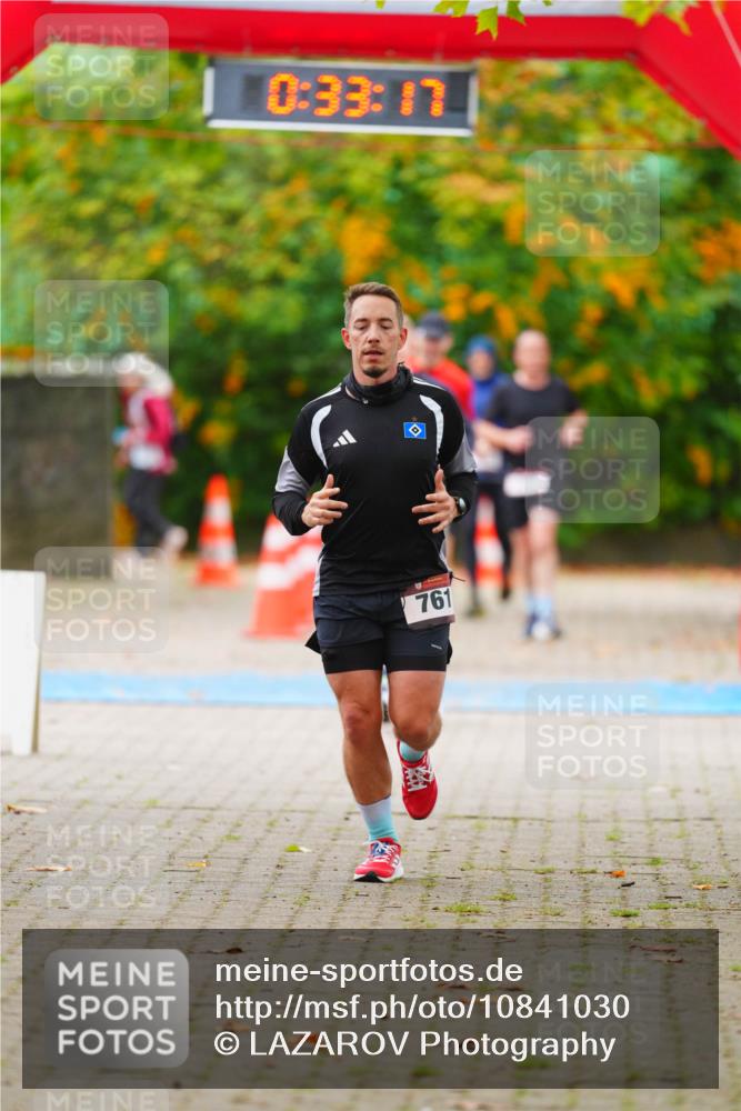 11.10.2026 - Bramfelder Halbmarathon 2026 LAZAROV Photography http://msf.ph/oto/10841030 11.10.2026 10:03:15 Laufen 0, 33, 17, 761 meine-sportfotos.de