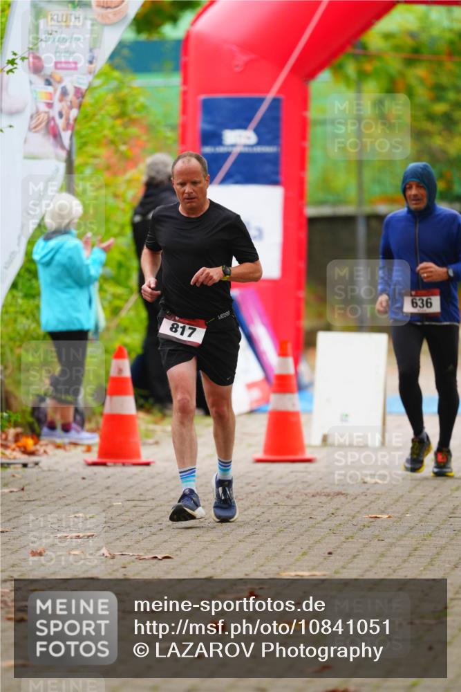11.10.2026 - Bramfelder Halbmarathon 2026 LAZAROV Photography http://msf.ph/oto/10841051 11.10.2026 10:03:27 Laufen 817, 636 meine-sportfotos.de