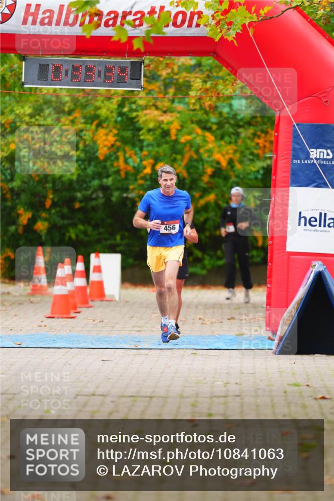 11.10.2026 - Bramfelder Halbmarathon 2026 LAZAROV Photography http://msf.ph/oto/10841063 11.10.2026 10:03:32 Laufen 456 meine-sportfotos.de