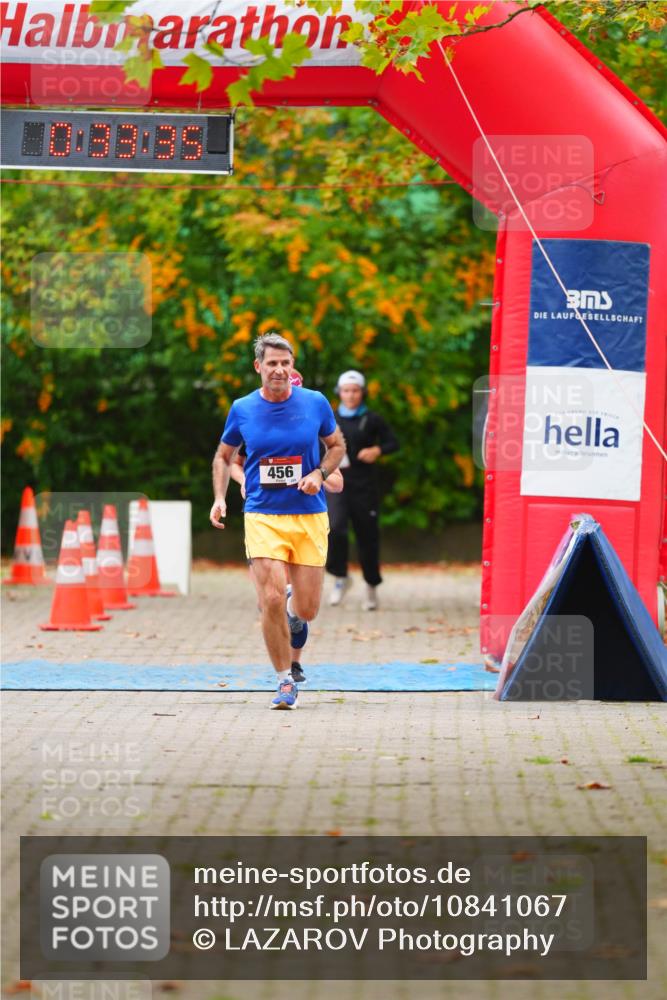 11.10.2026 - Bramfelder Halbmarathon 2026 LAZAROV Photography http://msf.ph/oto/10841067 11.10.2026 10:03:33 Laufen 456 meine-sportfotos.de