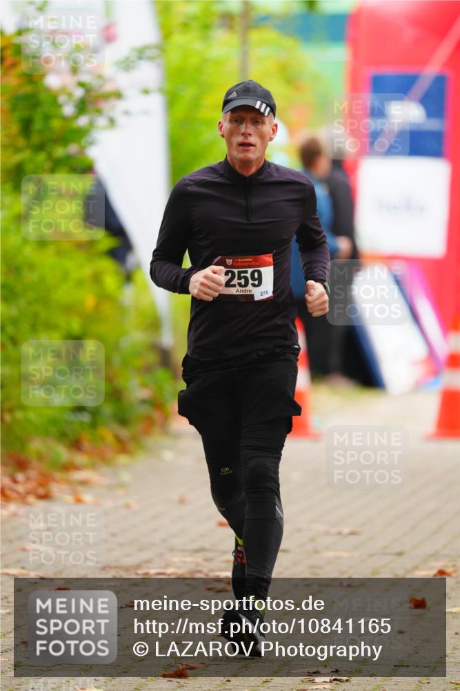 11.10.2026 - Bramfelder Halbmarathon 2026 LAZAROV Photography http://msf.ph/oto/10841165 11.10.2026 10:04:33 Laufen 259, 274 meine-sportfotos.de