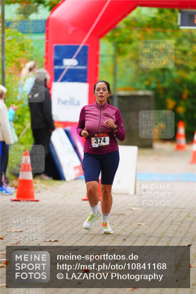 11.10.2026 - Bramfelder Halbmarathon 2026 LAZAROV Photography http://msf.ph/oto/10841168 11.10.2026 10:04:39 Laufen 374, 82 meine-sportfotos.de