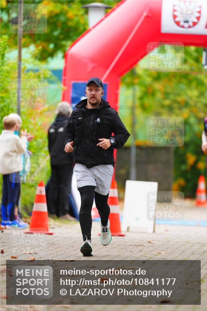 11.10.2026 - Bramfelder Halbmarathon 2026 LAZAROV Photography http://msf.ph/oto/10841177 11.10.2026 10:04:47 Laufen  meine-sportfotos.de