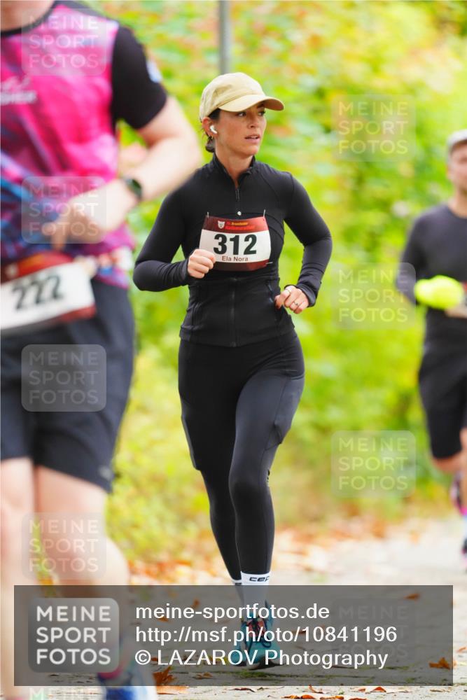 11.10.2026 - Bramfelder Halbmarathon 2026 LAZAROV Photography http://msf.ph/oto/10841196 11.10.2026 10:04:57 Laufen 222, 35, 312 meine-sportfotos.de