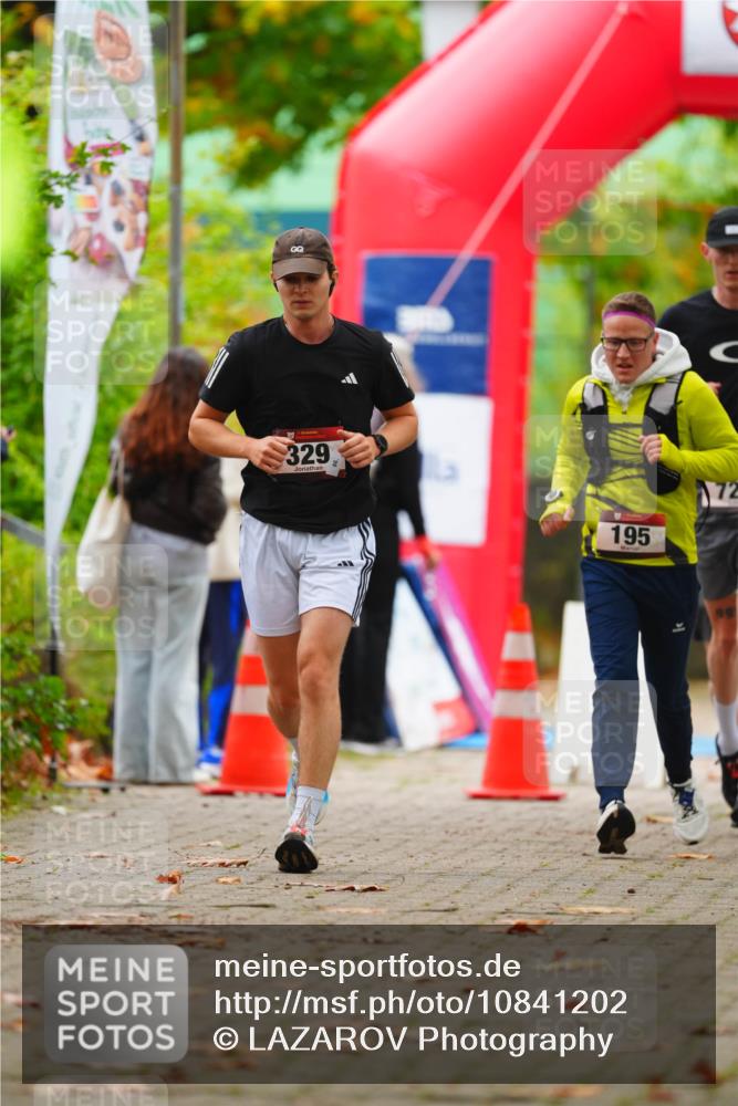 11.10.2026 - Bramfelder Halbmarathon 2026 LAZAROV Photography http://msf.ph/oto/10841202 11.10.2026 10:05:00 Laufen 329, 195, 72 meine-sportfotos.de