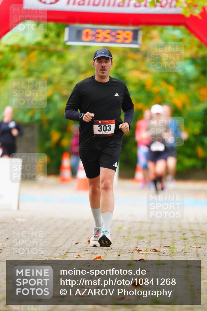 11.10.2026 - Bramfelder Halbmarathon 2026 LAZAROV Photography http://msf.ph/oto/10841268 11.10.2026 10:05:37 Laufen 0, 35, 39, 303 meine-sportfotos.de
