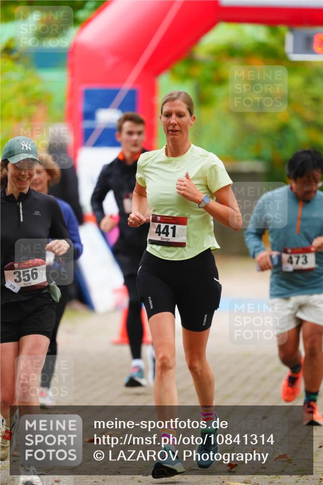 11.10.2026 - Bramfelder Halbmarathon 2026 LAZAROV Photography http://msf.ph/oto/10841314 11.10.2026 10:06:09 Laufen 278, 356, 441, 473 meine-sportfotos.de