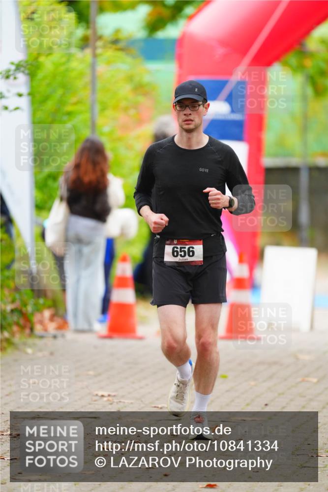 11.10.2026 - Bramfelder Halbmarathon 2026 LAZAROV Photography http://msf.ph/oto/10841334 11.10.2026 10:06:21 Laufen 656 meine-sportfotos.de