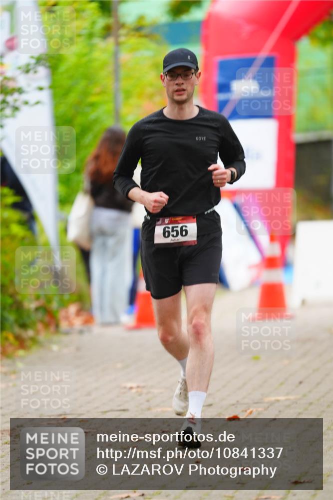 11.10.2026 - Bramfelder Halbmarathon 2026 LAZAROV Photography http://msf.ph/oto/10841337 11.10.2026 10:06:22 Laufen 656 meine-sportfotos.de