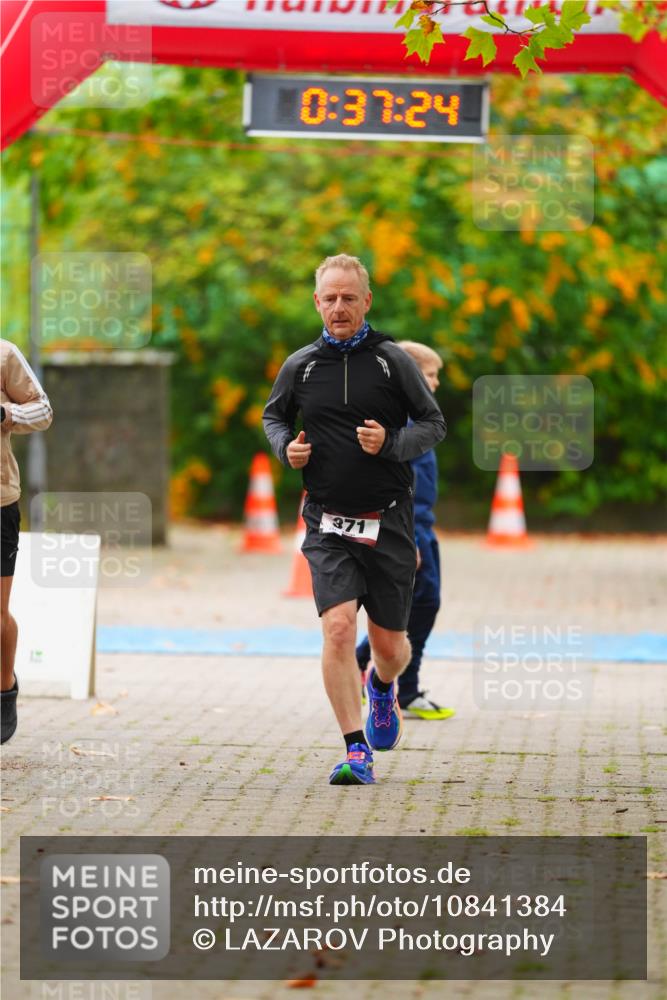 11.10.2026 - Bramfelder Halbmarathon 2026 LAZAROV Photography http://msf.ph/oto/10841384 11.10.2026 10:07:22 Laufen 0, 37, 24, 371 meine-sportfotos.de