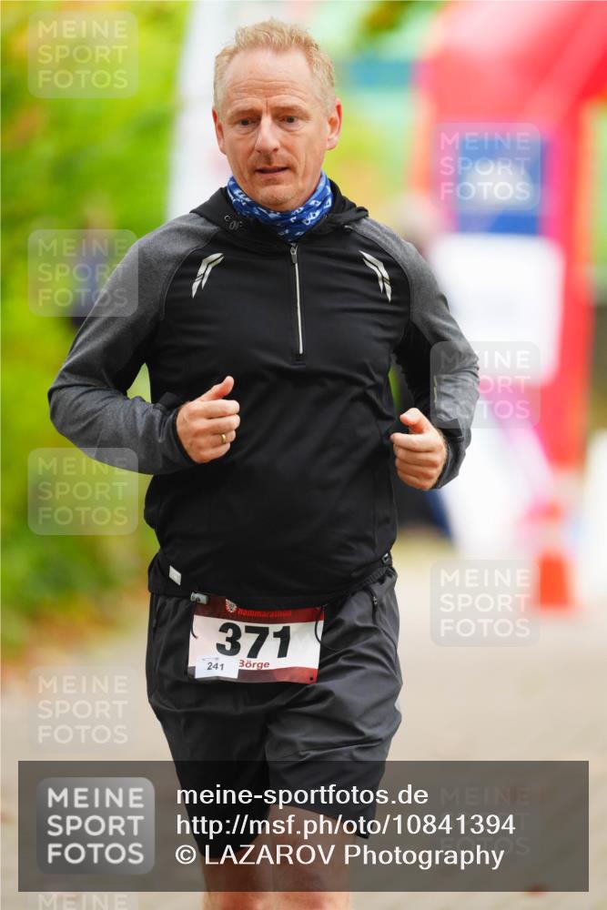 11.10.2026 - Bramfelder Halbmarathon 2026 LAZAROV Photography http://msf.ph/oto/10841394 11.10.2026 10:07:30 Laufen 371, 241 meine-sportfotos.de