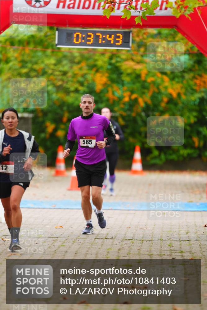 11.10.2026 - Bramfelder Halbmarathon 2026 LAZAROV Photography http://msf.ph/oto/10841403 11.10.2026 10:07:41 Laufen 12, 0, 37, 43, 565 meine-sportfotos.de