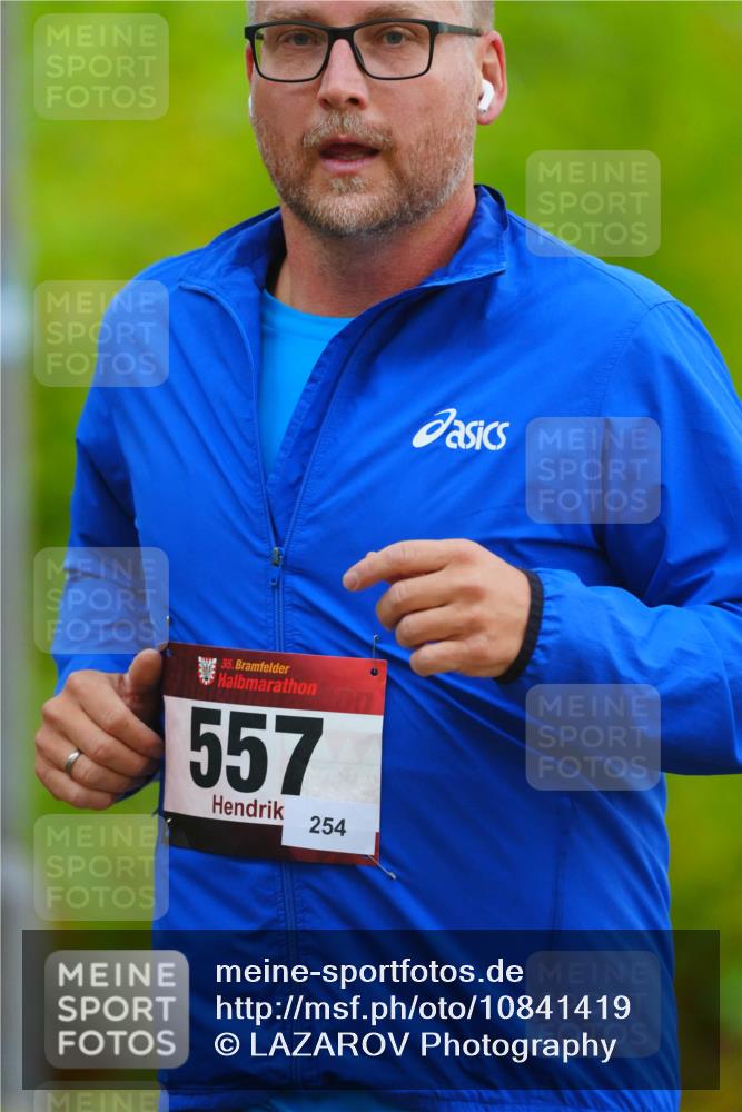 11.10.2026 - Bramfelder Halbmarathon 2026 LAZAROV Photography http://msf.ph/oto/10841419 11.10.2026 10:08:18 Laufen 35, 557, 254 meine-sportfotos.de