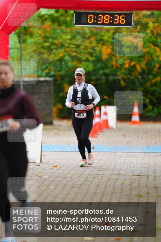 11.10.2026 - Bramfelder Halbmarathon 2026 LAZAROV Photography http://msf.ph/oto/10841453 11.10.2026 10:08:34 Laufen 80, 38, 36, 493 meine-sportfotos.de