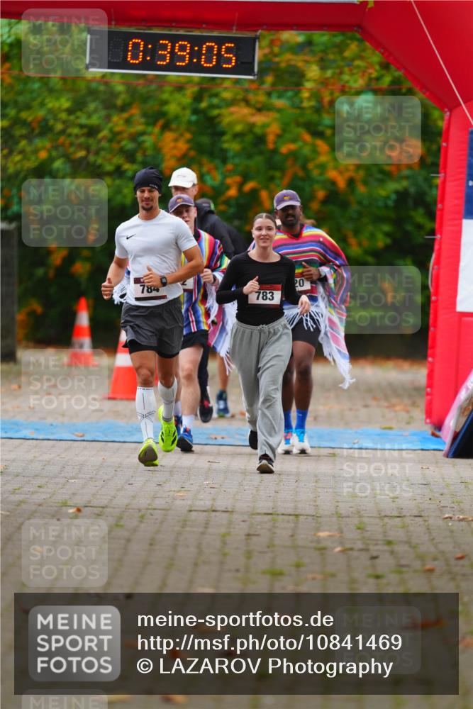 11.10.2026 - Bramfelder Halbmarathon 2026 LAZAROV Photography http://msf.ph/oto/10841469 11.10.2026 10:09:03 Laufen 1, 00, 39, 05, 784, 783, 20 meine-sportfotos.de