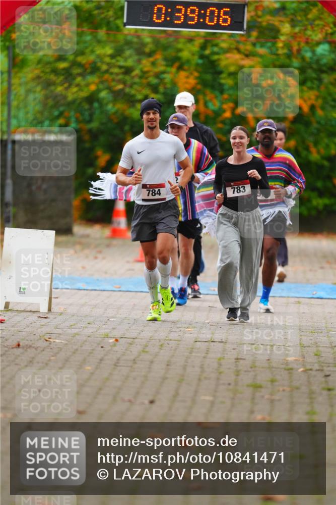 11.10.2026 - Bramfelder Halbmarathon 2026 LAZAROV Photography http://msf.ph/oto/10841471 11.10.2026 10:09:04 Laufen 0, 39, 06, 784, 783 meine-sportfotos.de