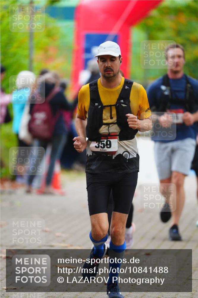 11.10.2026 - Bramfelder Halbmarathon 2026 LAZAROV Photography http://msf.ph/oto/10841488 11.10.2026 10:09:30 Laufen 359 meine-sportfotos.de