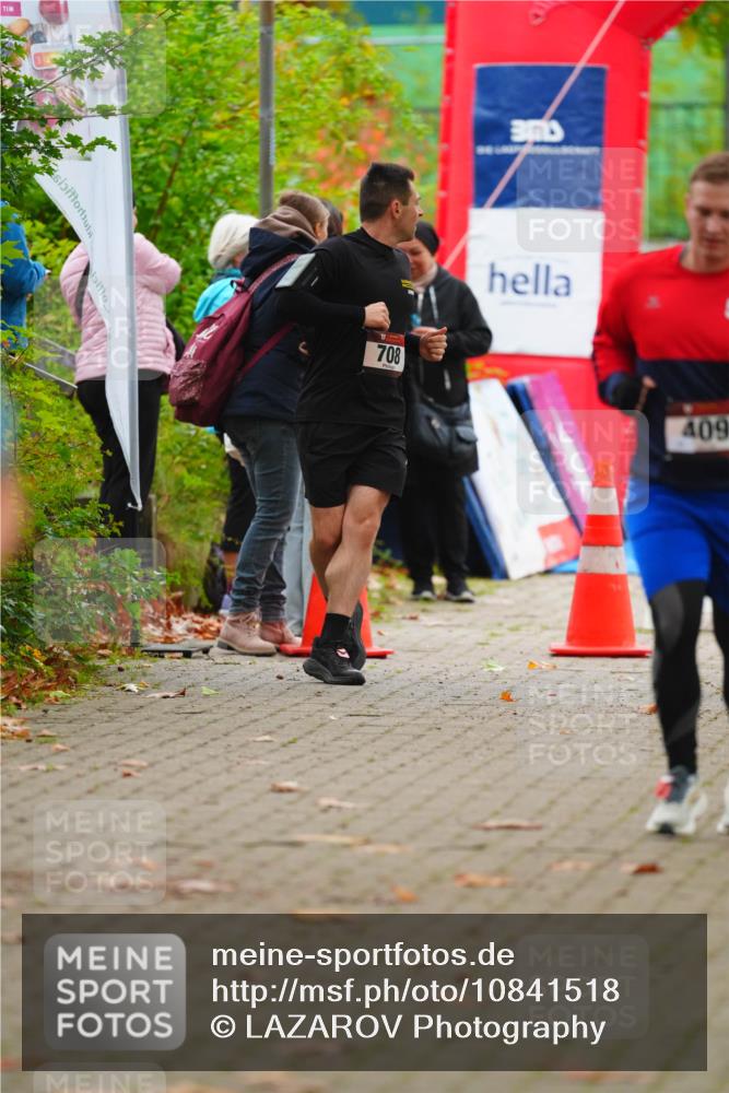 11.10.2026 - Bramfelder Halbmarathon 2026 LAZAROV Photography http://msf.ph/oto/10841518 11.10.2026 10:09:45 Laufen 708, 409 meine-sportfotos.de