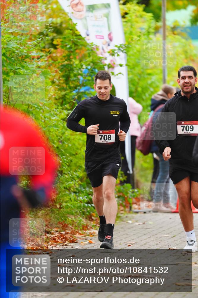 11.10.2026 - Bramfelder Halbmarathon 2026 LAZAROV Photography http://msf.ph/oto/10841532 11.10.2026 10:09:51 Laufen 708, 5, 709 meine-sportfotos.de