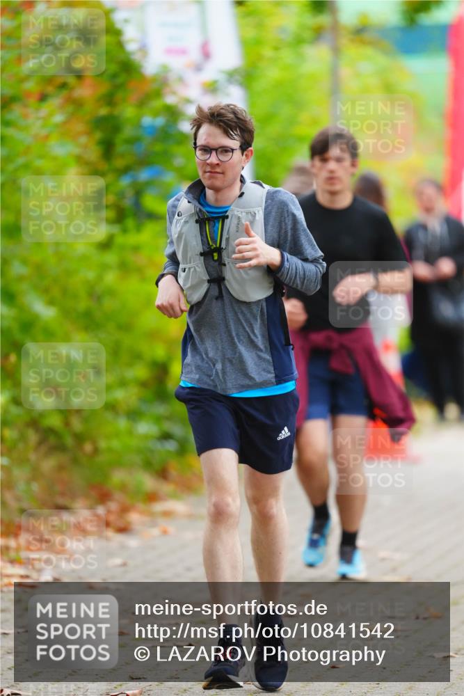 11.10.2026 - Bramfelder Halbmarathon 2026 LAZAROV Photography http://msf.ph/oto/10841542 11.10.2026 10:09:58 Laufen  meine-sportfotos.de
