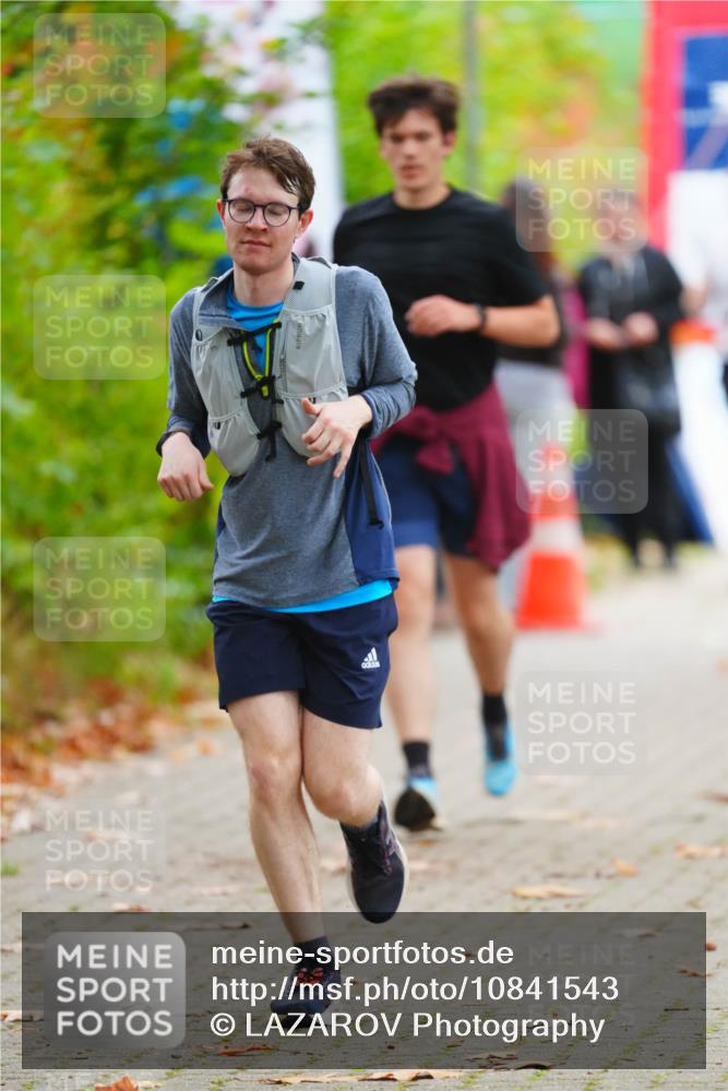 11.10.2026 - Bramfelder Halbmarathon 2026 LAZAROV Photography http://msf.ph/oto/10841543 11.10.2026 10:09:58 Laufen  meine-sportfotos.de