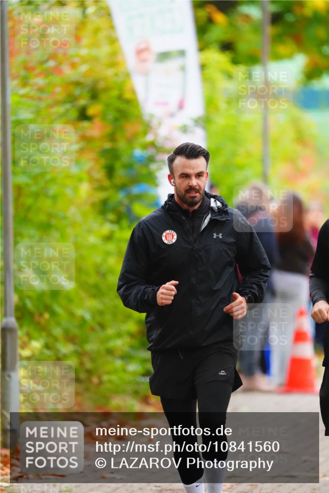 11.10.2026 - Bramfelder Halbmarathon 2026 LAZAROV Photography http://msf.ph/oto/10841560 11.10.2026 10:10:13 Laufen 1910 meine-sportfotos.de