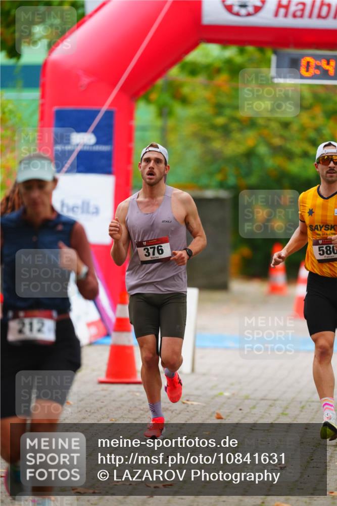11.10.2026 - Bramfelder Halbmarathon 2026 LAZAROV Photography http://msf.ph/oto/10841631 11.10.2026 10:11:40 Laufen 212, 376, 04, 586 meine-sportfotos.de