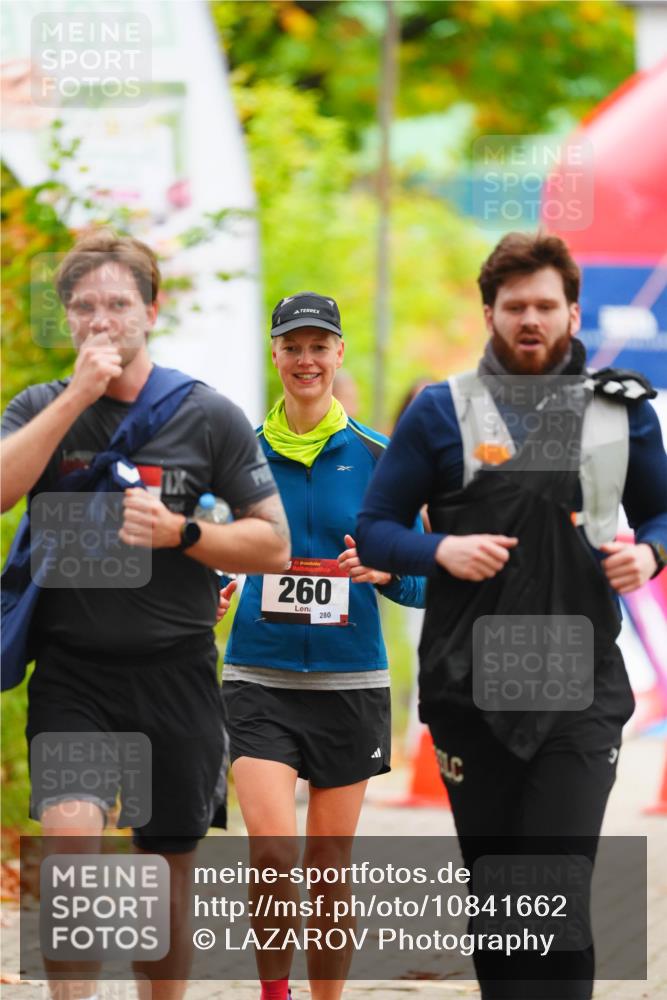 11.10.2026 - Bramfelder Halbmarathon 2026 LAZAROV Photography http://msf.ph/oto/10841662 11.10.2026 10:12:00 Laufen 35, 260, 280 meine-sportfotos.de