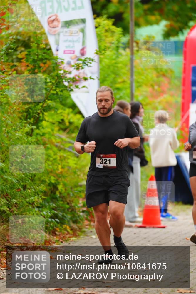 11.10.2026 - Bramfelder Halbmarathon 2026 LAZAROV Photography http://msf.ph/oto/10841675 11.10.2026 10:12:10 Laufen 321 meine-sportfotos.de