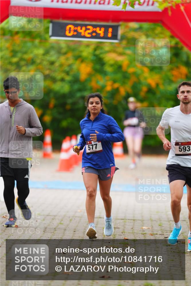11.10.2026 - Bramfelder Halbmarathon 2026 LAZAROV Photography http://msf.ph/oto/10841716 11.10.2026 10:12:39 Laufen 0, 42, 41, 577, 593 meine-sportfotos.de