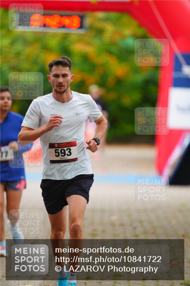 11.10.2026 - Bramfelder Halbmarathon 2026 LAZAROV Photography http://msf.ph/oto/10841722 11.10.2026 10:12:41 Laufen 77, 593 meine-sportfotos.de